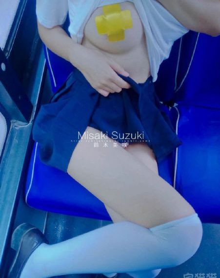 密桃来偷欢_2019国语AV首页